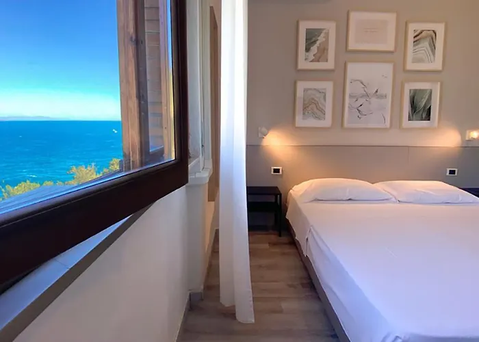 Il Romito ホテル 3*